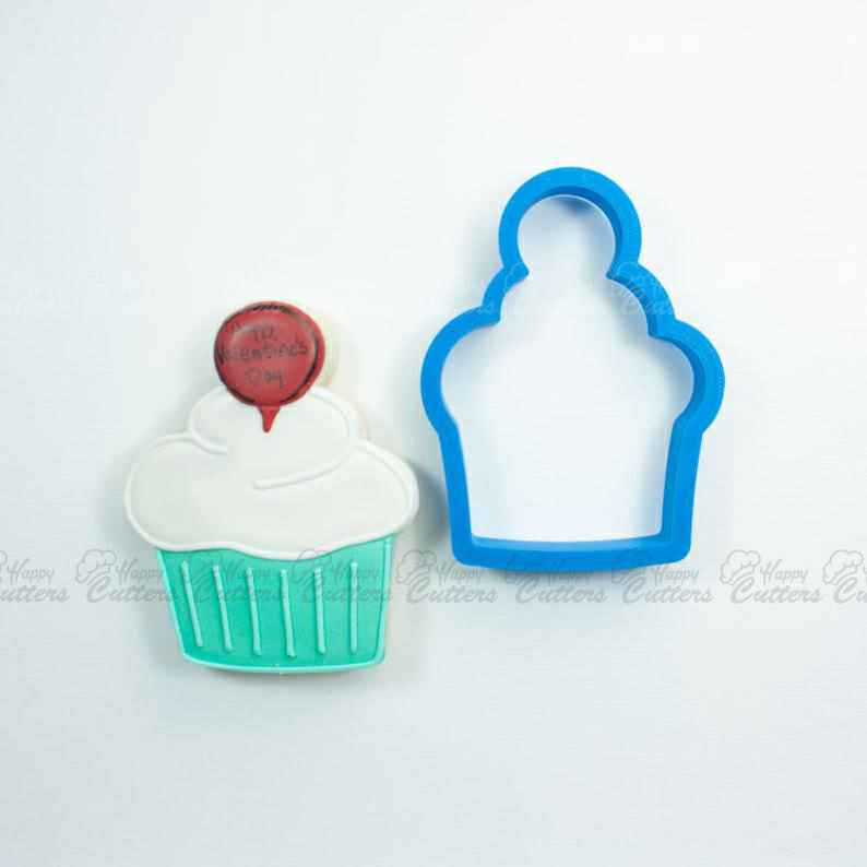 Cupcake with Circle Topper Cookie Cutter | Birthday Cookie Cutter | Cake Cookie Cutter | Mini Cookie Cutter | Cake Cookie Cutter,
                      food shape cutters, children's food shape cutters, food cookie cutters, beer mug cookie cutter, beer cookie cutter, beer bottle cookie cutter, high heel shoe cookie cutter, cookie tree cutter kit, rocking horse cookie cutter, stag cookie cutter, cracker cutter, gear cookie cutter, insect cookie cutters, hockey cookie cutters,
                      