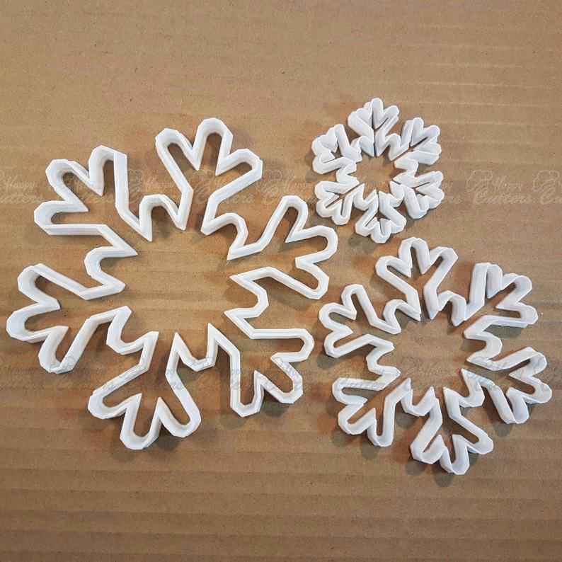 Snowflake Winter Snow Shape Cookie Cutter Dough Biscuit Pastry Fondant Sharp Stencil Xmas Christmas Ice Weather,
                      snowflake cutters, snowflake cookie cutter, winter cookie cutters, snowflake cookie cutter set, snowflake biscuit cutter, christmas cutters, sombrero cookie cutter, cat paw cookie cutter, lakeland pastry cutters, lacrosse stick cookie cutter, carrot shape cutter, deer head cookie cutter, first communion cookie cutters, valentine cookie cutters,
                      